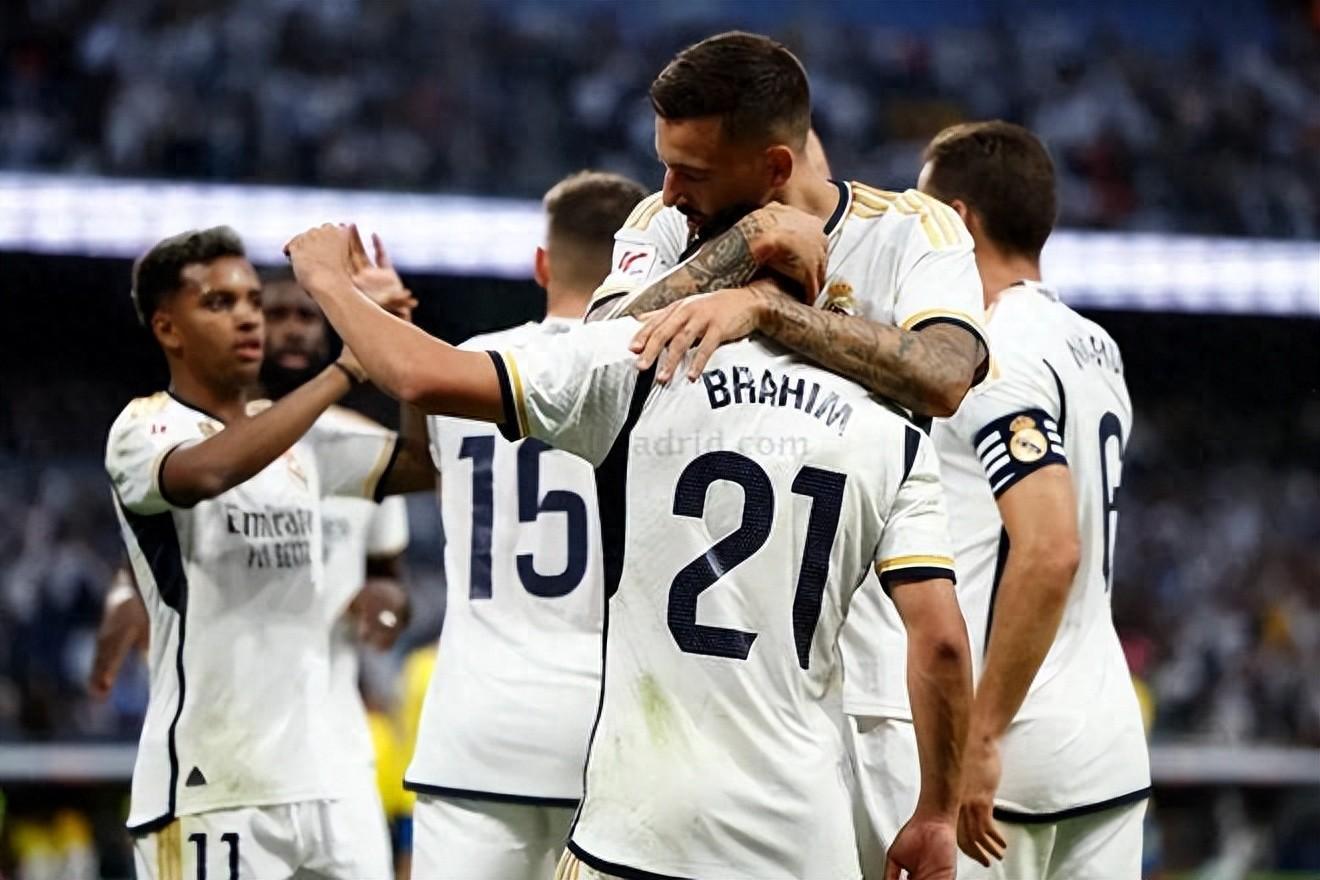 多特蒙德全队发挥出色，大获一场胜利的简单介绍