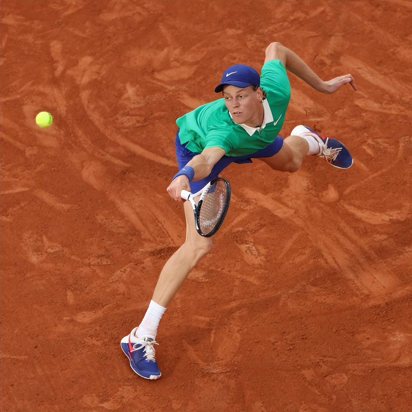 美网轻取法网，辛纳点燃赛场的简单介绍