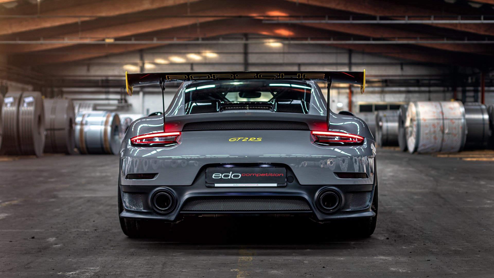 极速与弧线，当F1揭幕战之夜遇见库里制胜一击